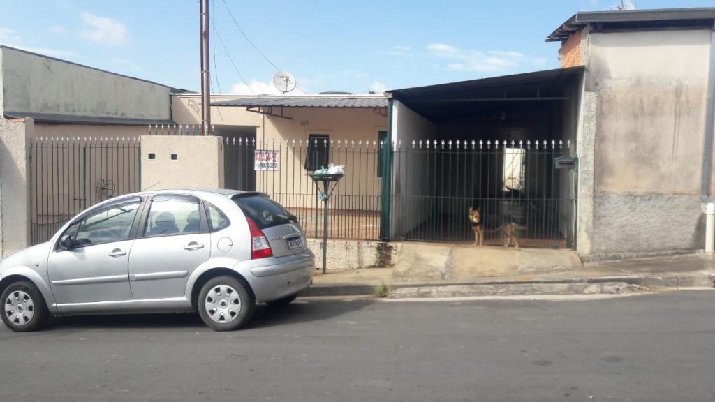 VENDO CASA PARA RENDA NA CONJUNTO HABITACIONAL[169]