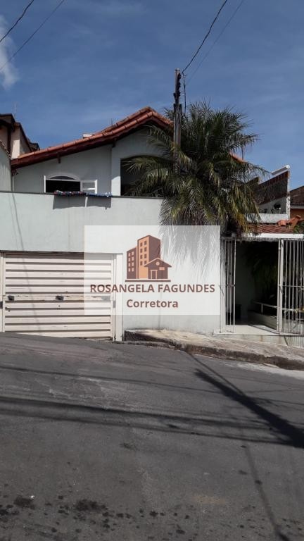 [361]VENDO OU TROCO EXCELENTE CASA NA CHACARA ALVORADA