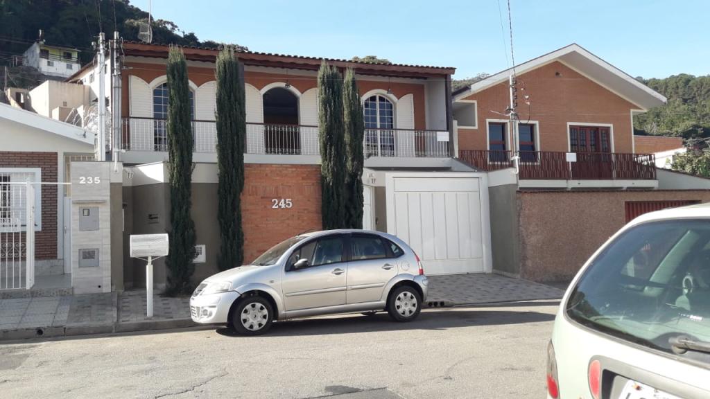 VENDO EXCELENTE CASA NO PARQUE PRIMAVERA [409]