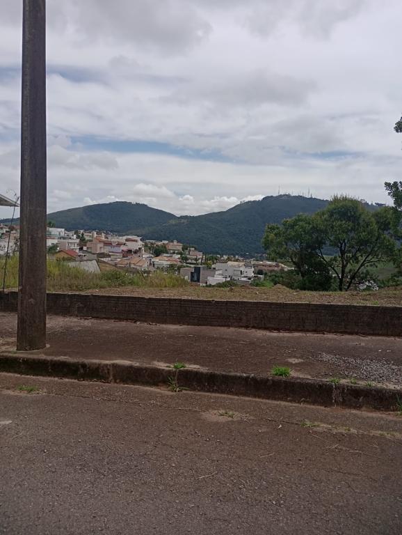 VENDO EXCELENTE TERRENO NO JARDIM EUROPA [453]