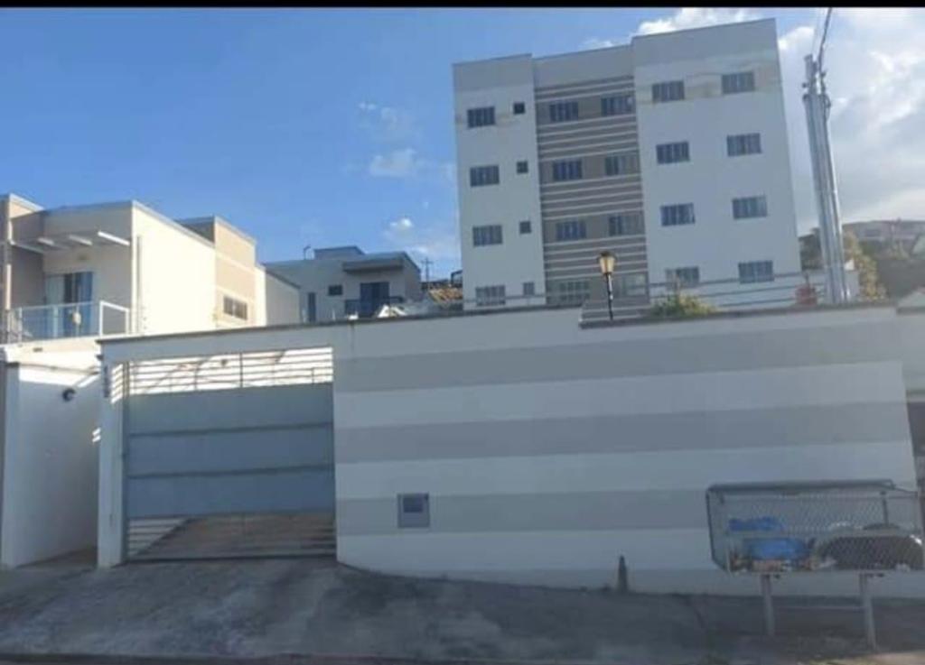 VENDO EXCELENTE APARTAMENTO NO BOA ESPERANÇA II [500]