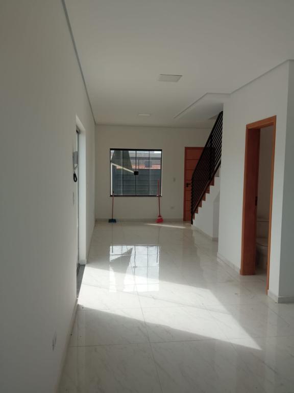 OPORTUNIDADE : CASA GERMINADA MODERNA E INDEPENDENTE [518]