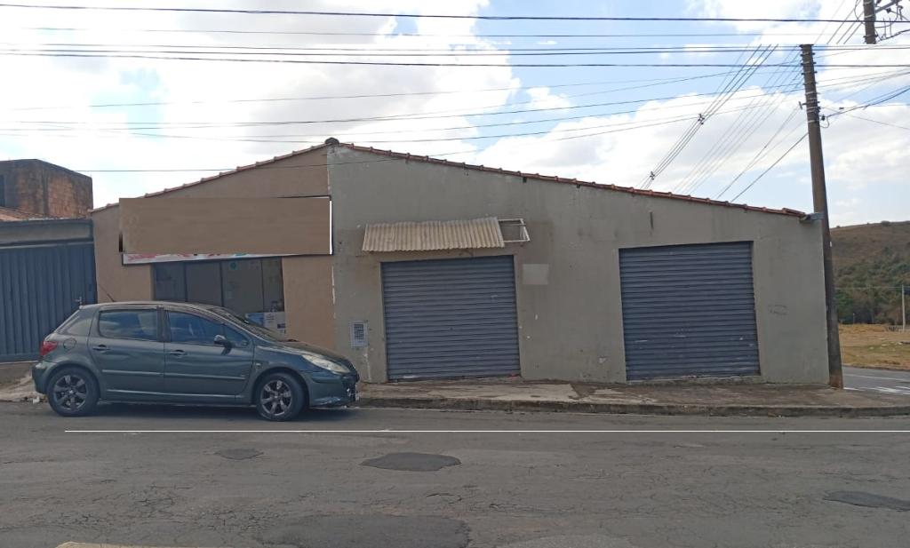 IMPERDÍVEL! CASA + PONTOS COMERCIAIS EM EXCELENTE LOCAL [524]