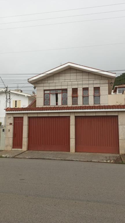 VENDO EXCELENTE CASA NO JD PRIMAVERA[566]