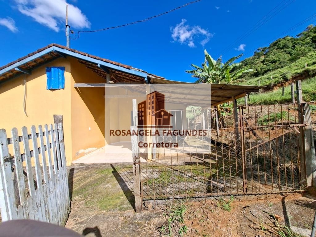 VENDO OU TROCO CHÁCARA NO MUNICÍPIO DE CALDAS (589)