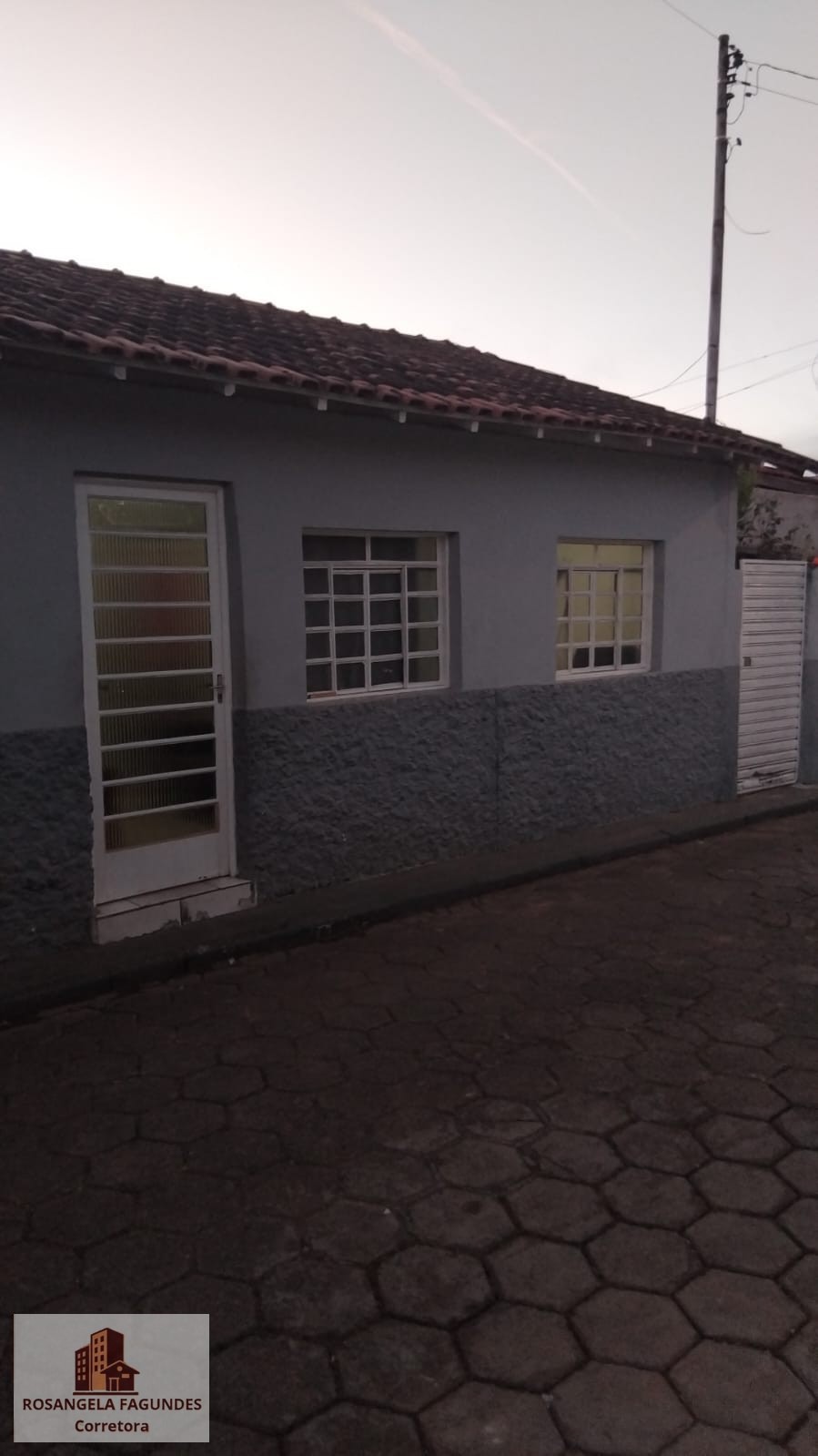 VENDO CASA BANDEIRA DO SUL - ÓTIMA OPORTUNIDADE DE NEGÓCIO