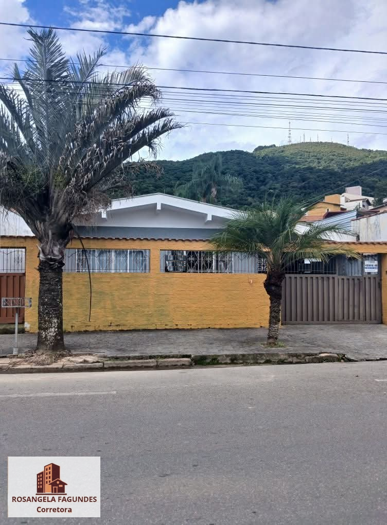 🏡 ÓTIMA OPORTUNIDADE! CASA COM DUAS UNIDADES NA VILA CRUZ